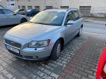 Volvo V50 1,6 D, man. převodovka  2006, stříbrné, 293 tis km