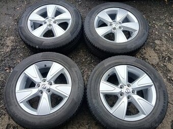 P- Sada Orig ALU kol Volvo 235/60R17 zimní