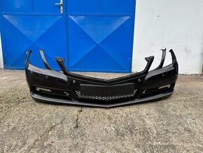 Přední nárazník kompletní Mercedes Benz E do 2010