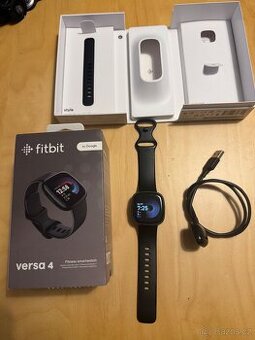 Fitbit Versa 4 Black v zánovním stavu
