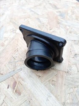 Husqvarna 125 SM/WR příruba sání 38mm