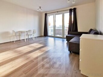 Pronájem bytu 1+kk 35 m² ul. Toufarová, ev.č. N09079