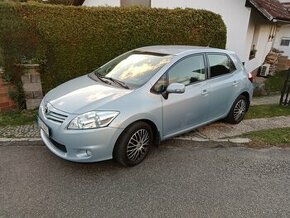 Toyota Auris 1,6, 97 kW facelift,2010,173000km