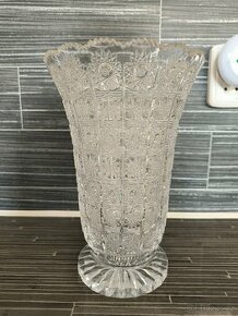 Křišťálová váza 25,5cm