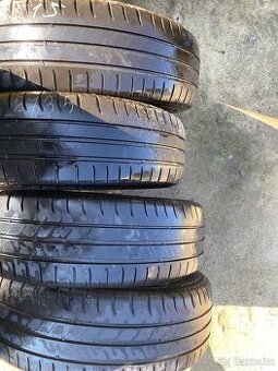 Pneu 205/65 R15