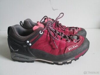 Salewa ------vel.40