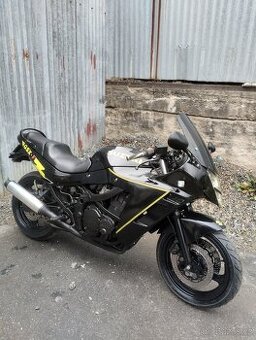 Suzuki GSX 600f nová STK
