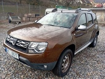 Dacia Duster/Klima/Výhřev/Navi/KM