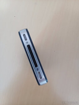 Apple iPhone 4