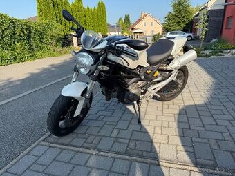 Prodám Ducati Monster 696
