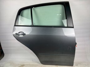 Všechny dveře VW Golf VI Plus, barva LA7T