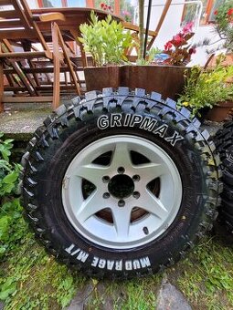 235/75 R15 109Q GRIPMAX MUD RAGE M/T