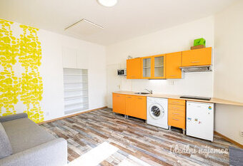Pronájem bytu 1+kk, Orelská, Vršovice, 27 m2, 15 000 Kč / mě