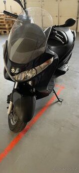 Suzuki Burgman 125