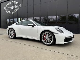 Porsche 911 Carrera S 992