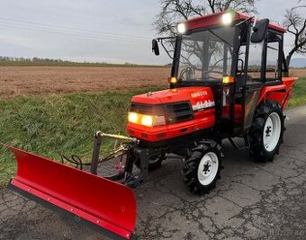 Japonský traktor KUBOTA GL 23 Diesel včetně zimní výbavy