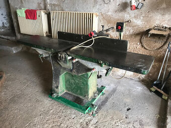 Litinová srovnávačka Rikow Werke Varnsdorf