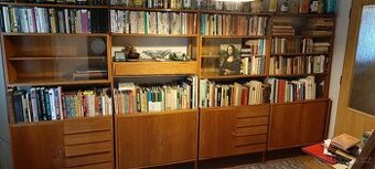 Retro modulární obývací stěna