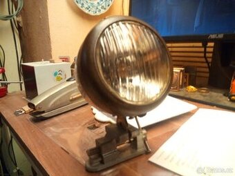 ORIGINÁLNÍ SVĚTLOMET DAIMON  Stadion S11