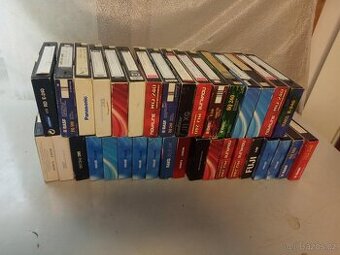 Koupím fotbalové zápasy na VHS a DVD z dob 1980-1996