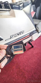 Vetererán Honda Spacy 1986, najeto 11 tkm, první s mrkačkou