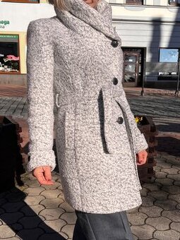 Dámský vlněný kabát