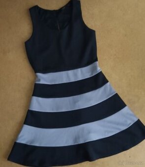 Dámské šaty vel. S