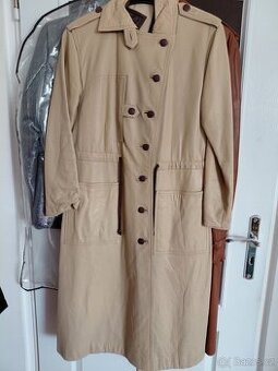 Zajímavý kožený kabát