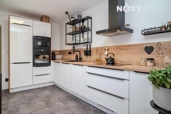 Prodej Rodinný dům, 206㎡ - 1