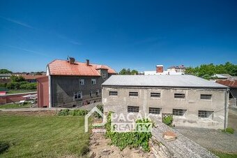 Prodej výrobního areálu na pozemku s výměrou 3.659 m2 v Trši