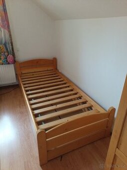 Dětský nábytek z masivu