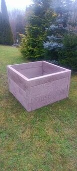 Vyvýšený záhon 100x100x63