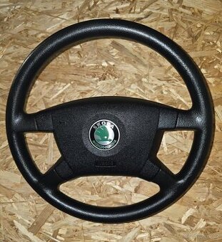 Škoda Fabia 1 Volant