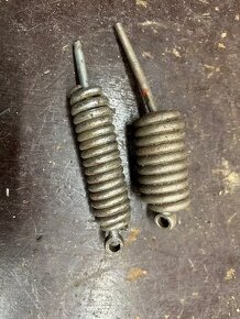 PREDÁM pružina sedla JAWA 250 350 PERÁK ČZ 125c 150C