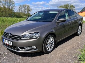 VOLKSWAGEN PASSAT B7 3.6 V6 4X4 220KW,200TKM,VELKÝ SERVIS