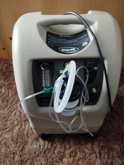 Kyslíkový koncentrátor (oxygenerátor)