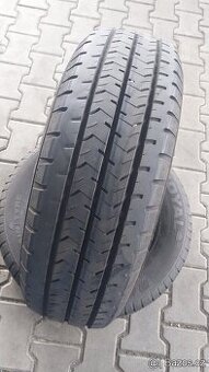 Prodám 2 x letní pneu Uniroyal 205/65/15