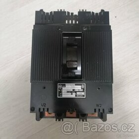 Třífázový jistič