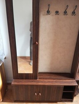 Předsíňová stěna