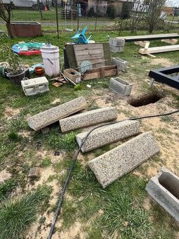 Betonové zahradní schody – vymývaný povrch (kačírek)