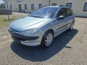 Peugeot 206-1.4i