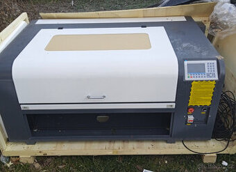 Laserová gravírka 100w, 60x90cm plocha, Ruida