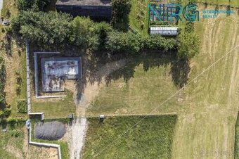 Prodej stavebního pozemku se základovou deskou, pozemek 1 24