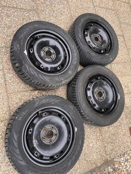 Nokian 185/60/15 sada kol Fabia Rapid 5x100