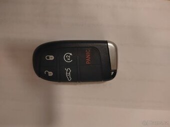 černé obaly klíčů Chrysler, Dodge, Jeep
