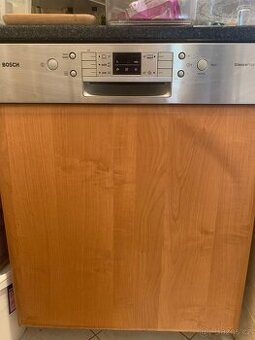 Myčka vestavná Bosch 60cm Hradec Králové