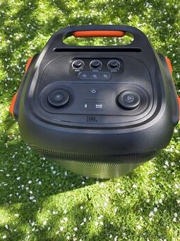 JBL 710 partybox