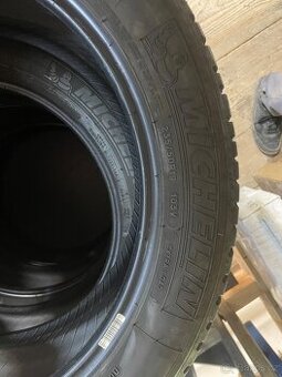 235/50R19 Michelin letní
