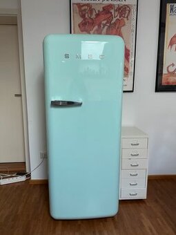 Smeg lednice FAB28 mint - top stav, pravé panty - 1