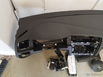 Airbagová sada Volkswagen golf 7 s originální palubní deskou